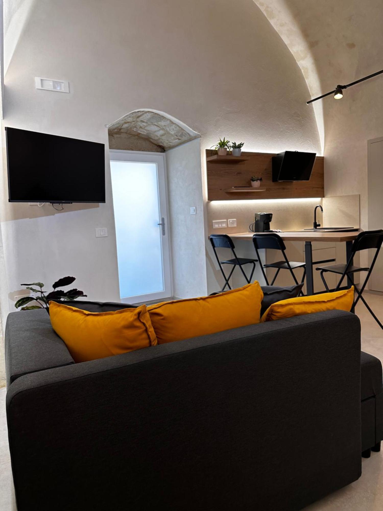 Room2cento46
